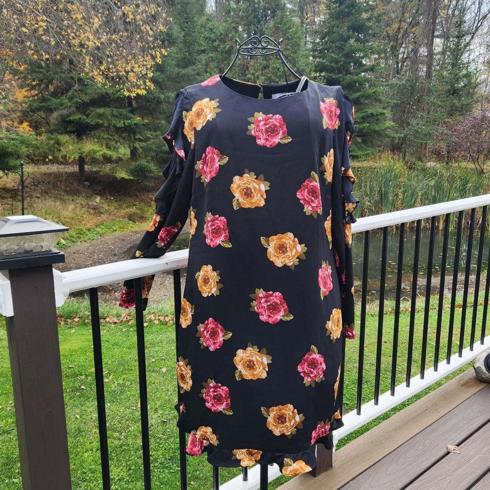 Nicole Miller floral dress, size 14, NWT